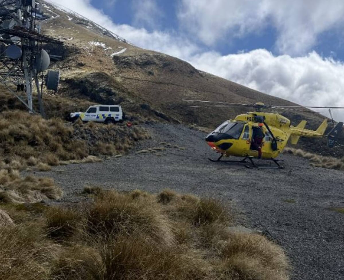 新西兰北岛“小富士山”连出事故,警方发警告