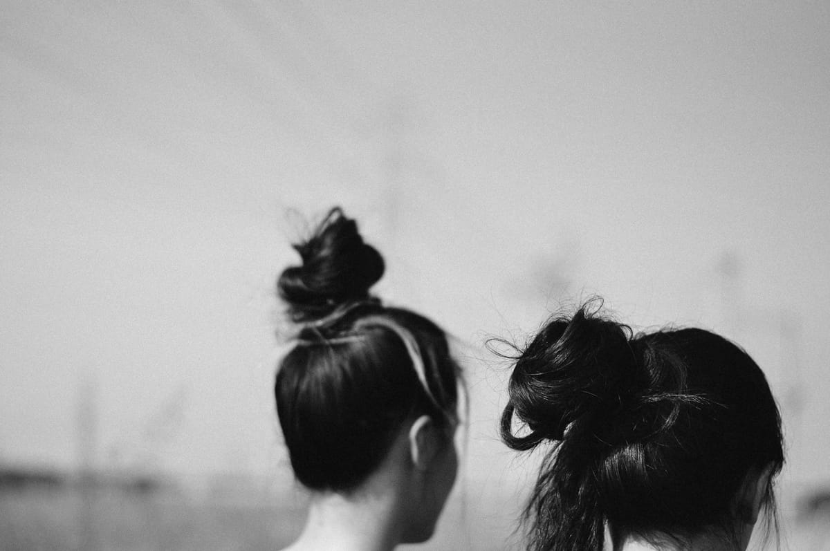 华人偷偷在新西兰与同性结婚,父母13次转账买房,出轨后一地鸡毛