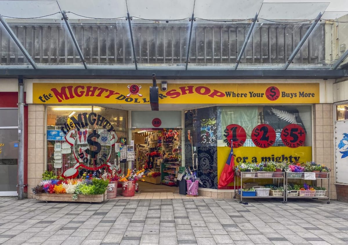 南岛华人小店主被打残,家人无奈关店