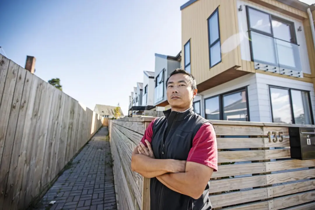 奥克兰华人合伙建房,“靠口头约定分账”,如今法院禁止出售