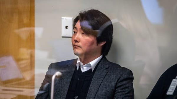 奥克兰商人骗补助被判4年