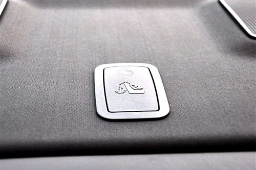 carseat-latch